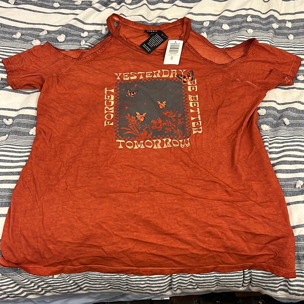 Torrid shirt size 00
